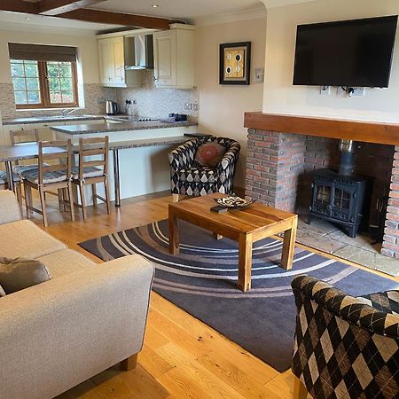 Red House Farm Cottages เบเวอร์ลีย์ ภายนอก รูปภาพ