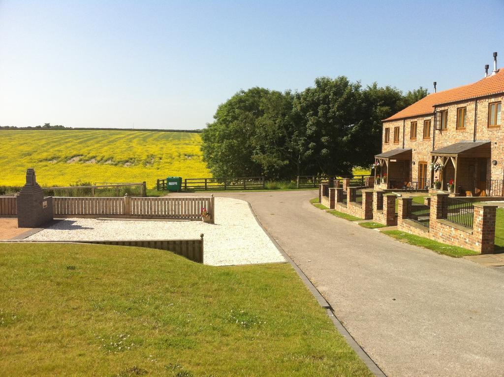 Red House Farm Cottages เบเวอร์ลีย์ ภายนอก รูปภาพ